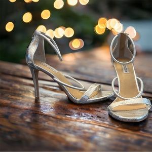 Steve Madden, Size 10M, Silver Snake Skin Patterned, High Heels